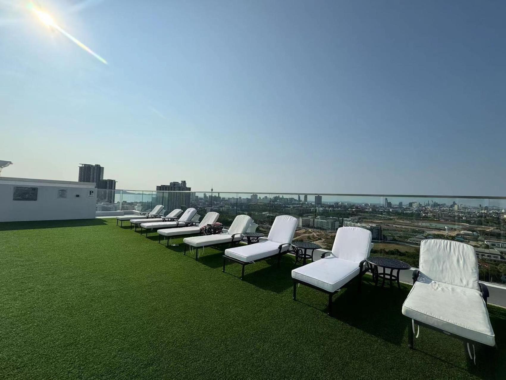 The Empire Chic Residence Jomtien & Yahaha Экстерьер фото