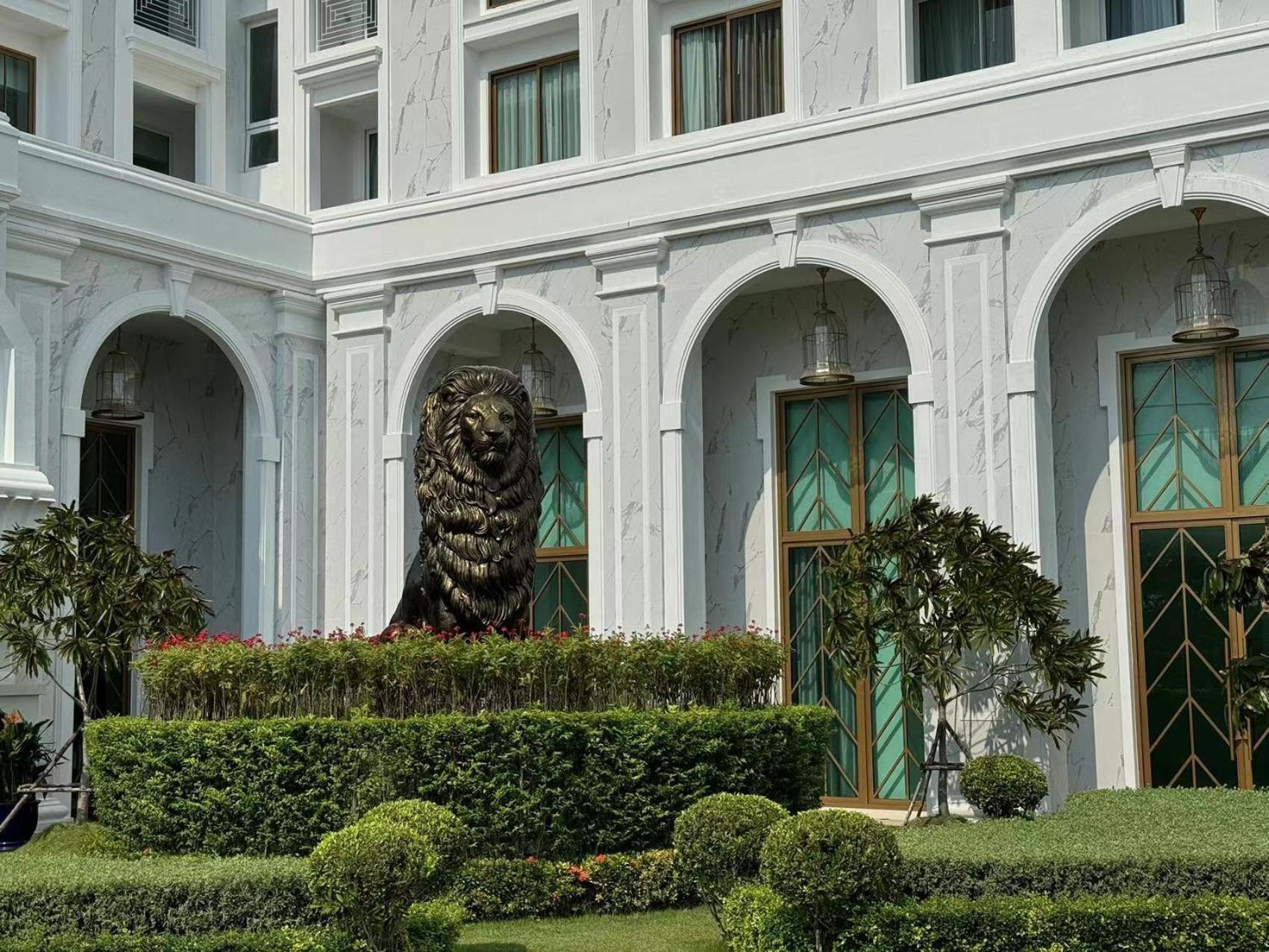 The Empire Chic Residence Jomtien & Yahaha Экстерьер фото