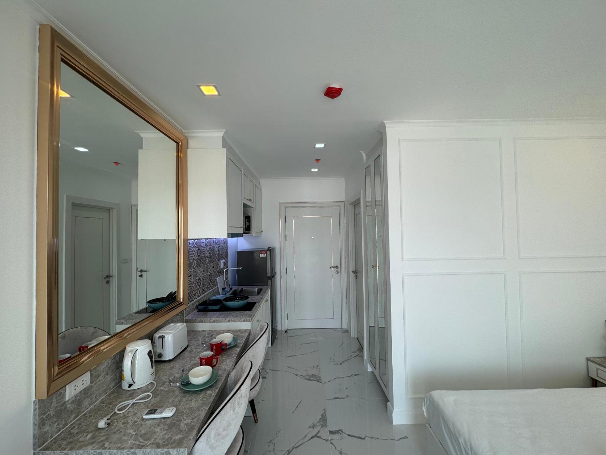 The Empire Chic Residence Jomtien & Yahaha Экстерьер фото