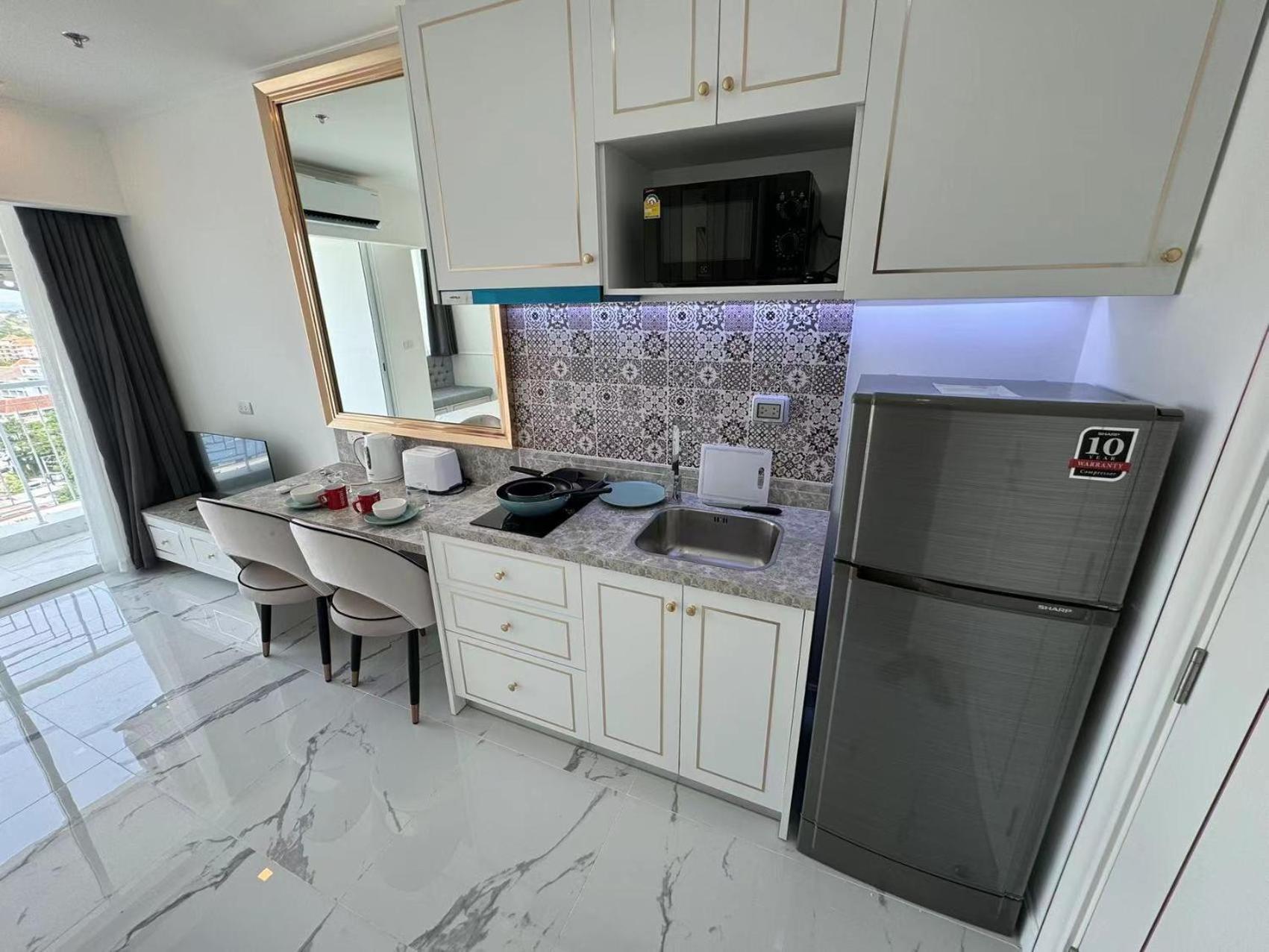 The Empire Chic Residence Jomtien & Yahaha Экстерьер фото